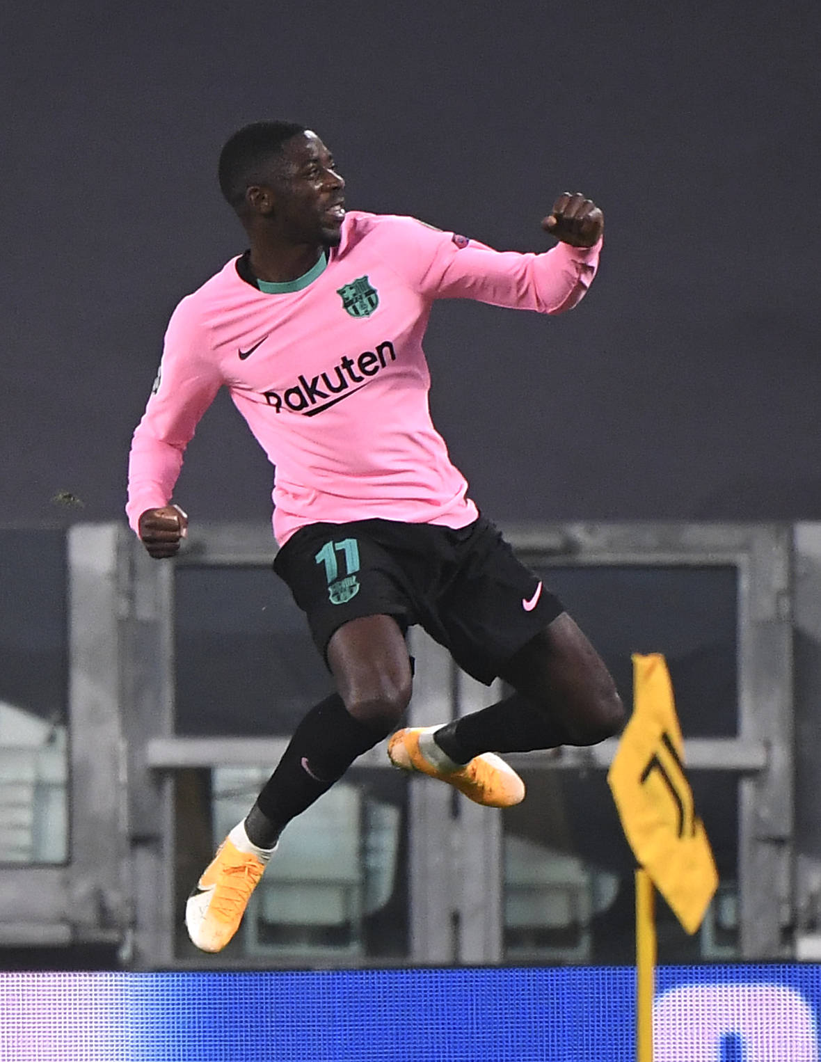 巴塞罗那主帅放话：全锦赛抢七大战必胜尤文图斯，莱万冷笑回应(尤文图斯30巴塞罗那)